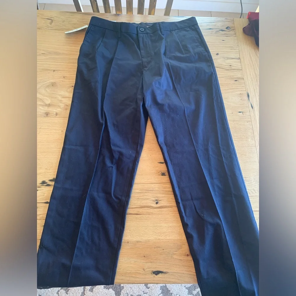 Dockers Signature Khaki Straight Pleated Cotton‎ Men’s 38x34” Stretch Blue  NWT